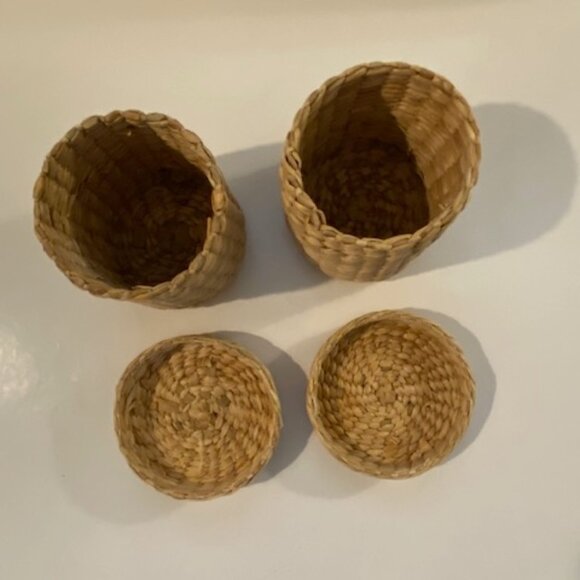 Boho Rattan/ Wicker Tissue Box Cover plus 2 lidded basket Decor - Picture 8 of 13